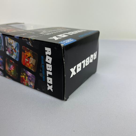 ROBLOX Deluxe Mystery Pack Series 1 Destined To Fail Tax Collector - SEALED - Picture 8 of 10